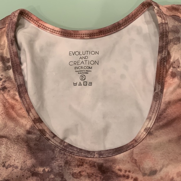 New tank top - size XS - Picture 2 of 5